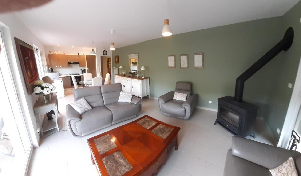 Adorable Maison D'Hotes Bordee D'Etangs Au Calme. Grandcourt  Ngoại thất bức ảnh
